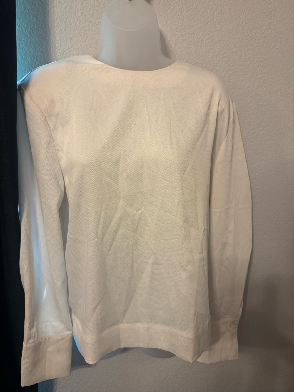H&M White Long-Sleeve Crewneck Blouse